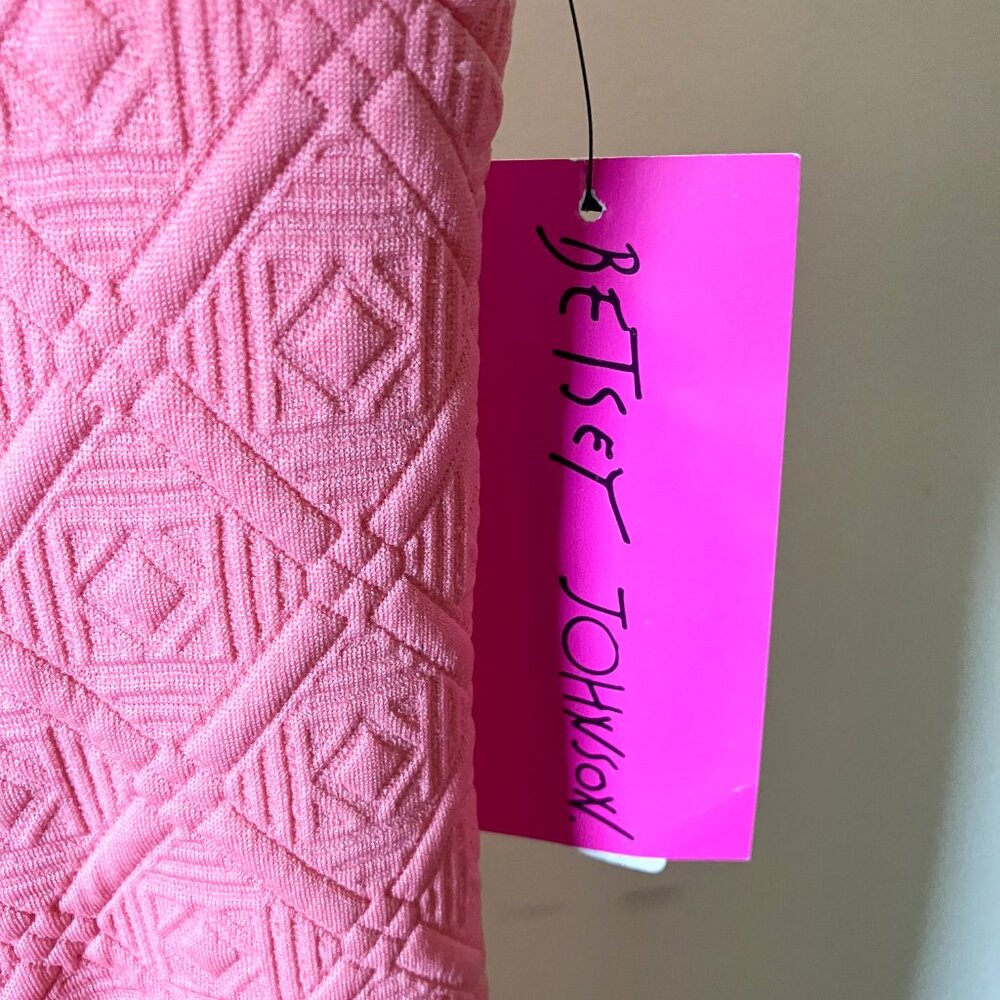 Betsey Johnson Coral Textured Sheath Dress | Size 4 | NWT - Picture 5 of 11